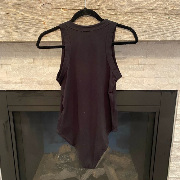 NWOT- GUESS gold foil bodysuit - Picture 3 of 3